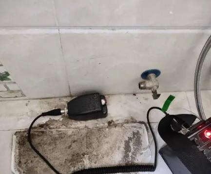 梅里斯屋顶漏水维修公司分享下卫生间漏水的危害及解决方法